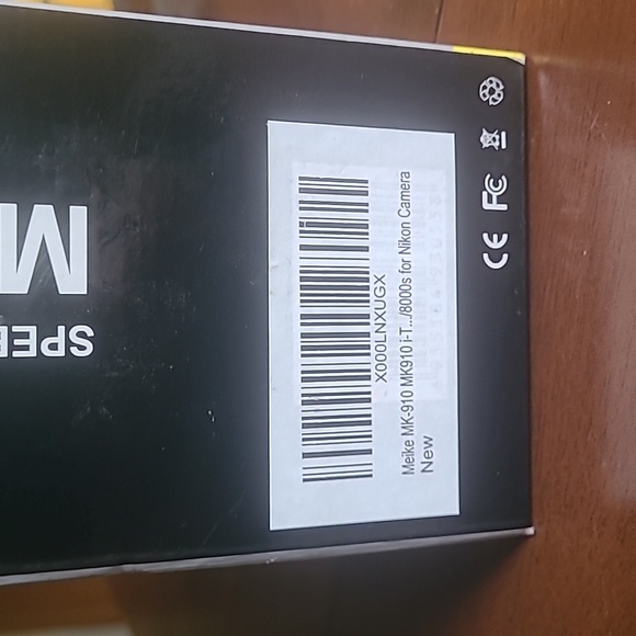 Camera flash - Picture 2 of 2